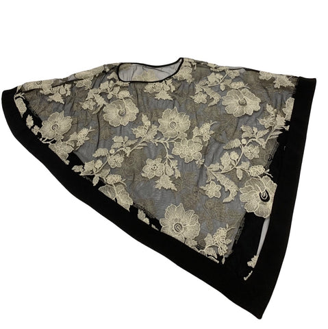 Asymmetrical Floral Patterned Shawl