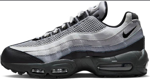 Preowned Nike Airmax 95 Sneakers