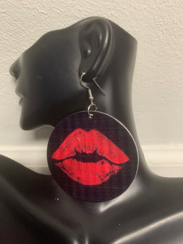 Lips Graphic Earrings