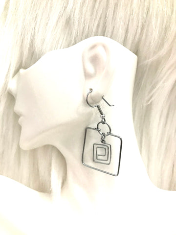 Wire earrings