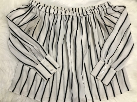 Preowned Striped cold shoulder blouse